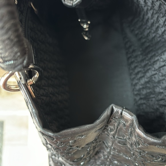 ☀️💃 Christian Dior Medium Cannage Lady Dior - Picture 8 of 10